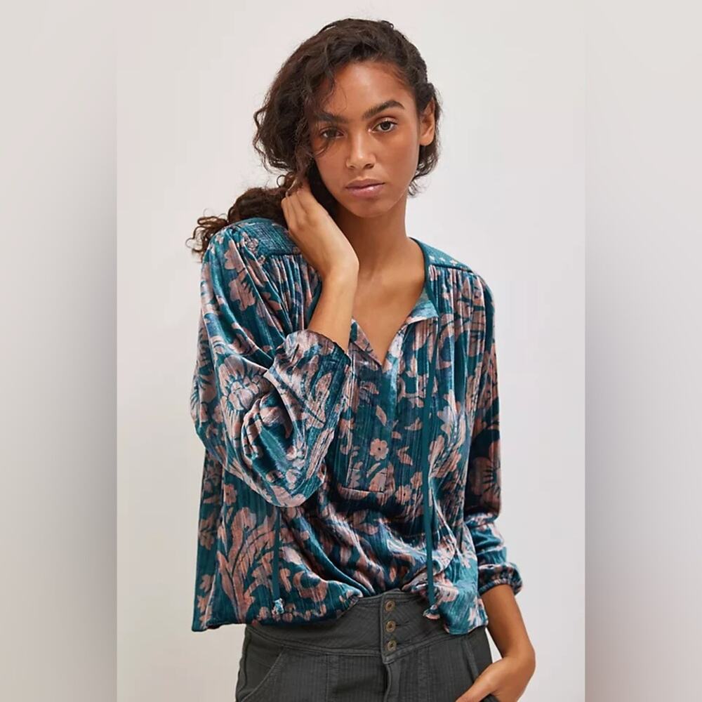 Anthropologie Velvet Peasant Blouse Floral Leaf Pattern Small
